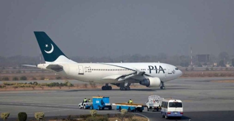 ঋণের চাপে রাষ্ট্রায়ত্ত্ব এয়ারলাইনস বেচে দিচ্ছে পাকিস্তান