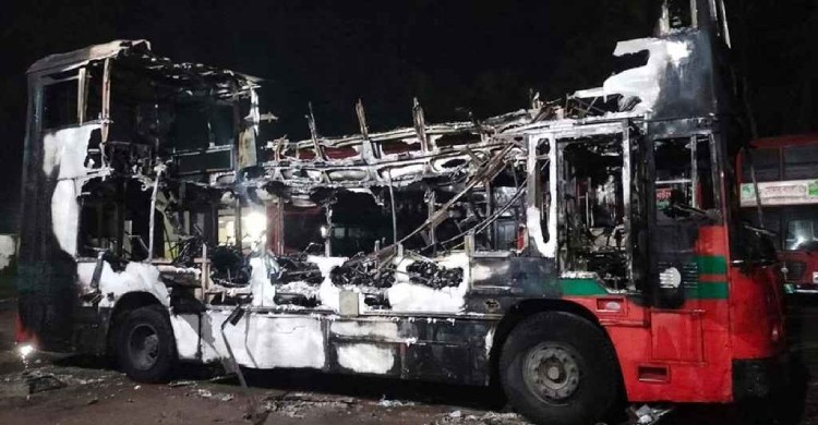 গভীর রাতে বিআরটিসি ডিপোতে আগুন, দুই বাস পুড়ে ছাই