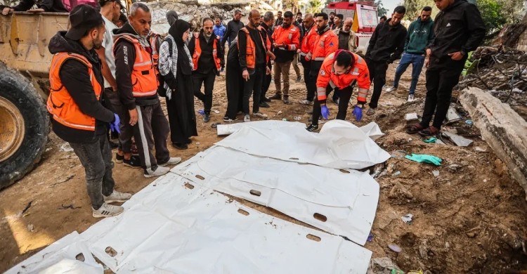 গাজায় উদ্ধার অভিযানে একই পরিবারের ৩০ মরদেহ উদ্ধার