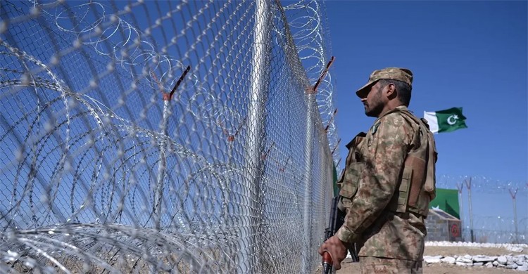 আফগান সীমান্তে তীব্র সংঘর্ষ: পাকিস্তানের আগ্রাসনের জবাব দিল কাবুল