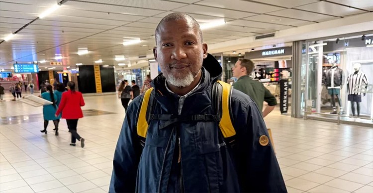 “গ্লোবাল সুমুদ ফ্লোটিলায় ম্যান্ডেলার নাতি আটক: দক্ষিণ আফ্রিকা আন্তর্জাতিক আইন লঙ্ঘনের অভিযোগ”