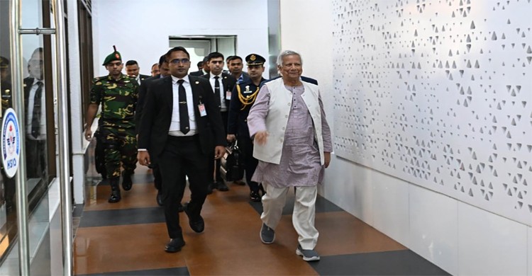 জাতিসংঘ অধিবেশন শেষে দেশে ফিরলেন প্রধান উপদেষ্টা ড. মুহাম্মদ ইউনূস