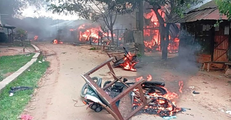 ভারত থেকে প্রশিক্ষণ নিয়ে বাংলাদেশে হামলা: খাগড়াছড়িতে ইউপিডিএফের সন্ত্রাসী কার্যক্রম