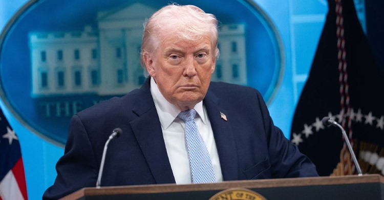 ইরানের ওপর হামলা দুই সপ্তাহ স্থগিত করলেন ট্রাম্প