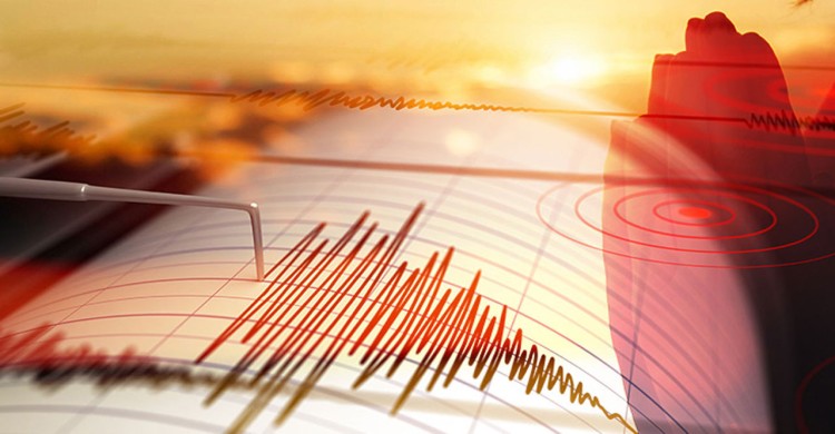 শক্তিশালী ভূমিকম্পে কাঁপলো রাজধানীসহ দেশের বিভিন্ন অঞ্চল