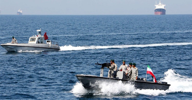 হরমুজ প্রণালী বন্ধ করে দিয়েছে ইরান