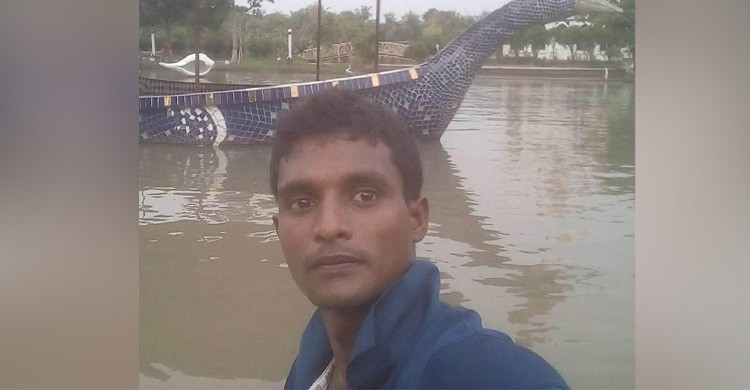 কারাগার থেকে বের হওয়ার দেড় ঘণ্টার মধ্যে যুবককে কুপিয়ে হত্যা