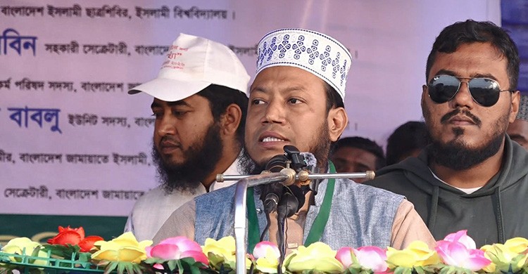 ৬৪ হাজার মামলা দিয়েও আমাকে দমানো যাবে না: আমির হামজা