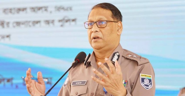 নির্বাচনে পুলিশ সদস্যদের নিরপেক্ষ থাকার কড়া নির্দেশ আইজিপির