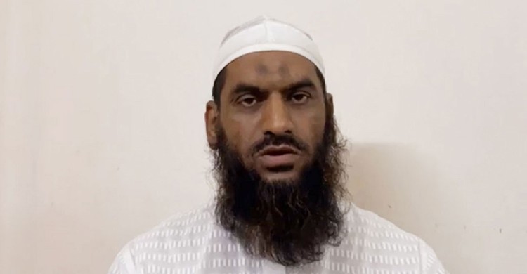 আচরণবিধি লঙ্ঘনের অভিযোগে মামুনুল হককে শোকজ করেছে ইসি