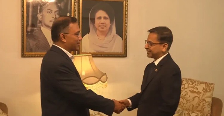 তারেক রহমানের সঙ্গে ভারতীয় হাইকমিশনারের সাক্ষাৎ