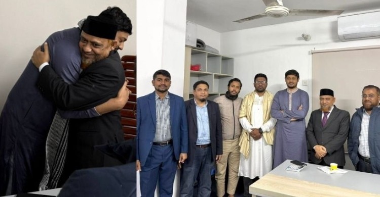 পাটোয়ারীকে হাসিমুখে আলিঙ্গন করলেন মনোনয়ন প্রত্যাহার করা জামায়াত প্রার্থী