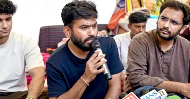 দুনিয়া মাথা নত করে, তবে নত করানোর মতো লোক থাকা চাই: অভিজিত দীপকে