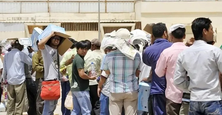 সৌদিতে এক সপ্তাহে প্রায় ১৫ হাজার অভিবাসী গ্রেপ্তার