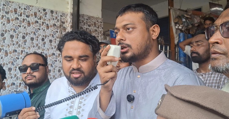 হাসিনাকে দেশে এনে ফাঁসিতে ঝোলানো হবে: নাসীরুদ্দীন পাটওয়ারী