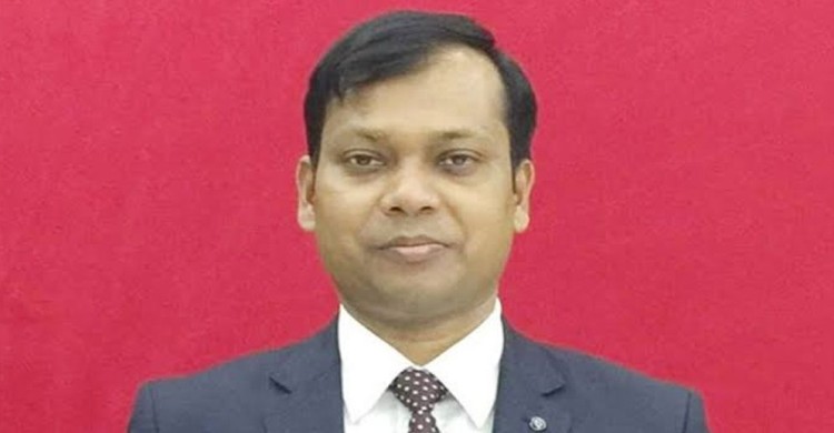 সিলেট মাজারে মদ-গাঁজা বন্ধ ঘোষণার একদিন পরই ডিসি সরওয়ারকে বদলি