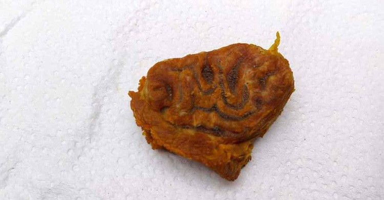 গাজীপুরে গরুর মাংস রান্নার সময় ভেসে উঠল ‘আল্লাহর নাম’, এলাকায় চাঞ্চল্য