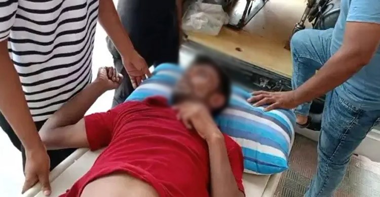 গ্রেফতারের ভয়ে ৩১ পিস ইয়াবা গিলে ফেললেন যুবক, হাসপাতালে ভর্তি