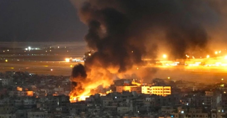 লেবাননের দক্ষিণাঞ্চলে ইসরায়েলের ভয়াবহ বিমান হামলা