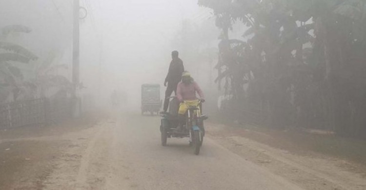 শীতে কাঁপছে পঞ্চগড়, তাপমাত্রা নেমেছে ১০ ডিগ্রিতে