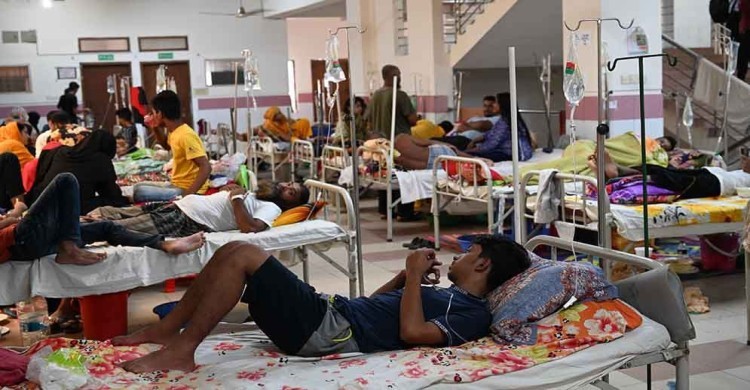 ডেঙ্গু আক্রান্তের সংখ্যা ১৮ হাজার ছাড়া