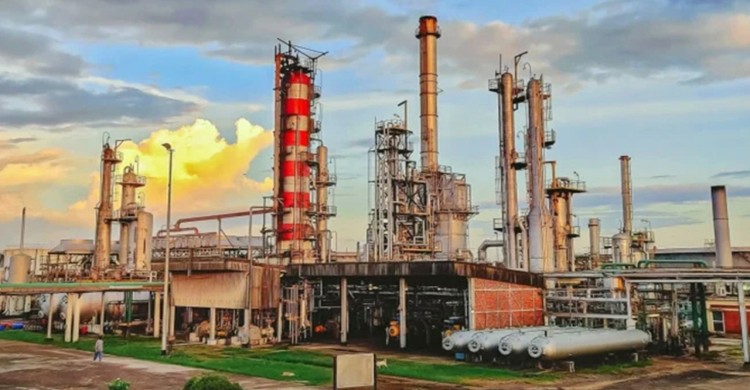 বন্ধ হয়ে গেল দেশের একমাত্র রাষ্ট্রায়ত্ত তেল শোধনাগার