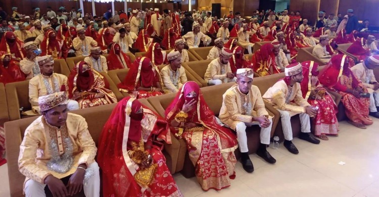 সিলেটে একসঙ্গে ৬৩ এতিম কন্যার যৌতুকবিহীন গণবিয়ে