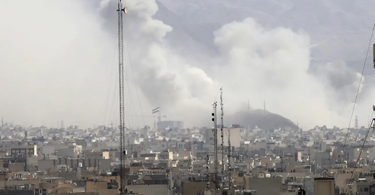 ইসরাইল-যুক্তরাষ্ট্রের যৌথ হামলায় ইরানে ৫১ শিশু শিক্ষার্থীর মৃত্যু