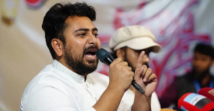 পদত্যাগের পর রাষ্ট্রপতির গ্রেফতার দাবি নাহিদ ইসলামের
