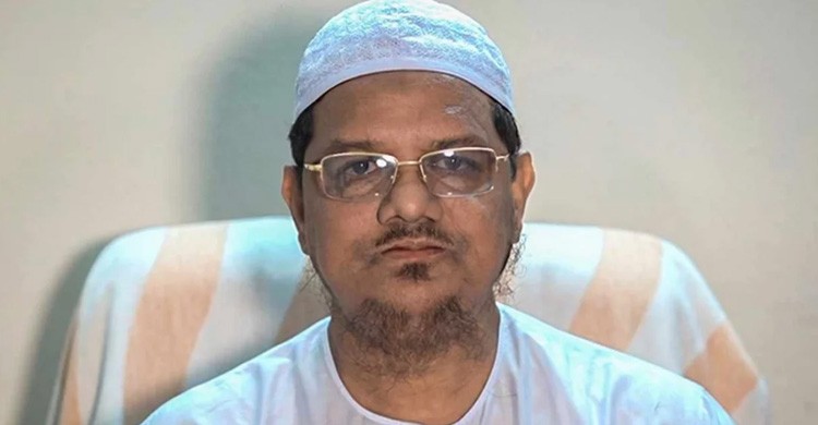 রক্ষক যদি ভক্ষক হয়, বাস্তবে কোনো সুফল দেখা যায় না: চরমোনাই পীর