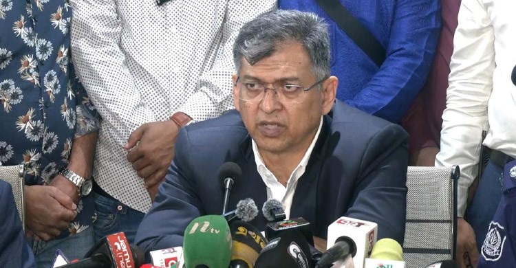 সংবিধান মেনেই এসেছি, সংবিধান মেনেই এগিয়ে যাবো: স্বরাষ্ট্রমন্ত্রী