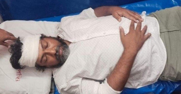 অনুসন্ধানী সংবাদ প্রকাশের জেরে সাংবাদিকের মাথা ফাটালো যুবদলের নেতাকর্মীরা